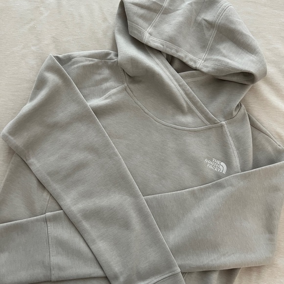 The North Face Women's Light Gray Hoodie - Picture 1 of 7